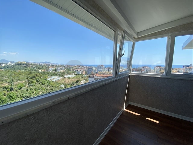 Penthouse mit Panoramablick auf das Meer in der Gegend von Tosmur