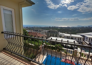 Villa zum Verkauf in Kargicak