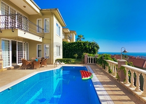 Villa zum Verkauf in Kargicak