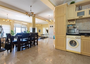 4+1 Villa in der exklusiven Gegend von Kargicak  4+1 Villa in der exklusiven Gegend von Kargicak