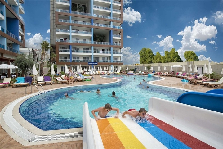 Geräumige 1+1 Wohnung in der Gegend von Dschikkilli