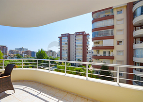 Geräumige 3+1-Wohnung im Stadtteil Tosmur