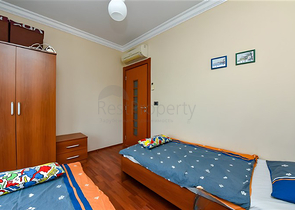 Möblierte 2+1-Wohnung in einem Komplex an der ersten Küste im Zentrum von Alanya