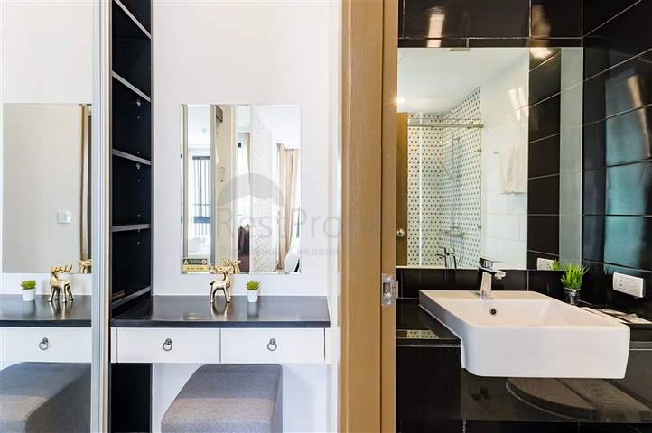 Wohnanlage 200 Meter vom Strand von Nayang entfernt