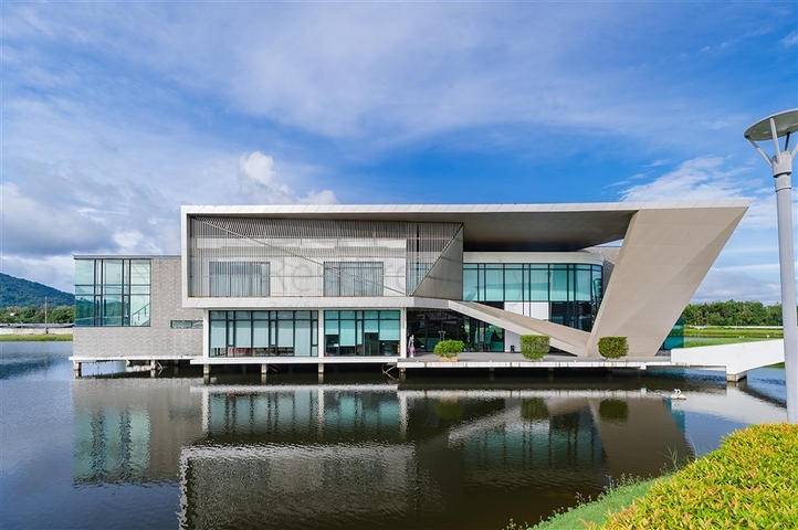 Wohnanlage 200 Meter vom Strand von Nayang entfernt