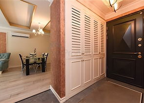 Dreizimmerwohnung mit Euro-Renovierung, Meerblick und überdachtem Parkplatz