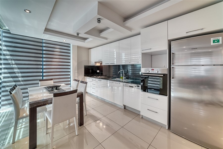 Geräumige 2+1-Wohnung in der Nähe des Einkaufszentrums Alanium