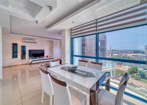 Geräumige 2+1-Wohnung in der Nähe des Einkaufszentrums Alanium