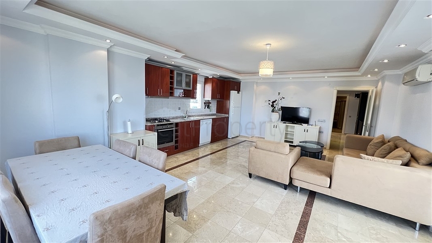 Apartment mit Meerblick im Stadtteil Tosmur