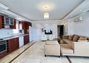 Apartment mit Meerblick im Stadtteil Tosmur