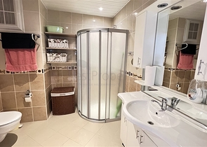 Apartment mit Meerblick im Stadtteil Tosmur