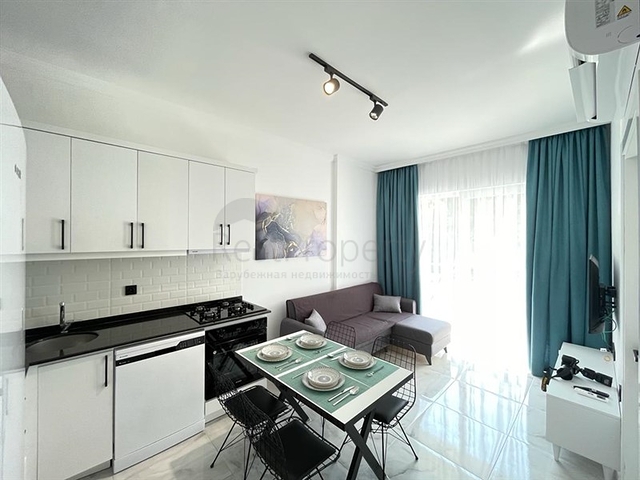 Neue 1+1 Wohnung umgeben von Pinienwäldern in einem Komplex mit reicher Infrastruktur Neue 1+1 Wohnung umgeben von Pinienwäldern in einem Komplex mit reicher Infrastruktur
