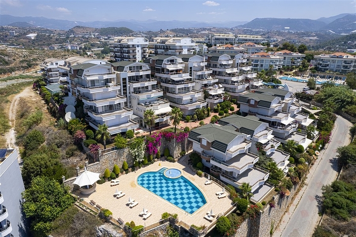 4+1 Penthouse mit Designerreparatur und herrlichem Meerblick