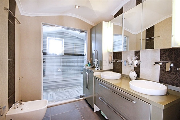 4+1 Penthouse mit Designerreparatur und herrlichem Meerblick