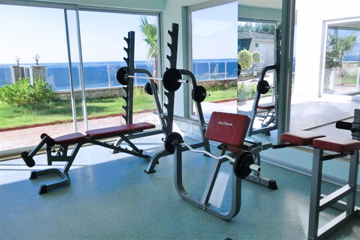 4+1 Penthouse mit Designerreparatur und herrlichem Meerblick