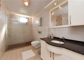 Geräumige Wohnung am Meer mit 2+1 Grundriss im zentralen Bereich von Oba