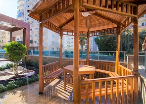 Geräumiges Penthouse im Stadtteil Mahmutlar, 400 Meter vom Meer entfernt