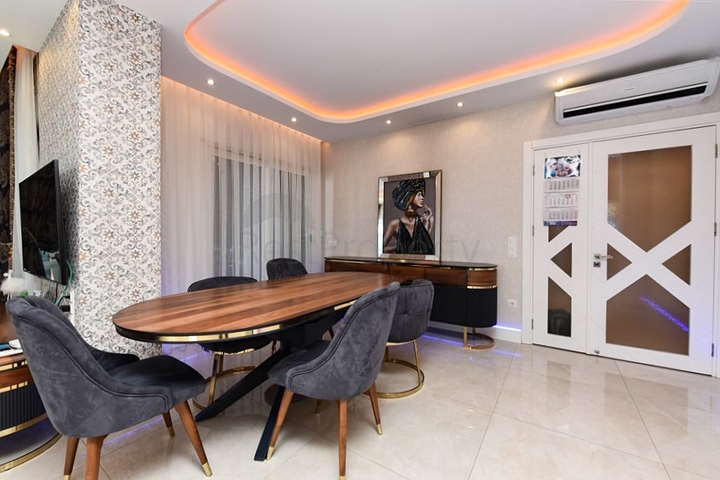 Luxuriöses 4+1 Penthouse im beliebten Stadtteil Mahmutlar Luxuriöses 4+1 Penthouse im beliebten Stadtteil Mahmutlar
