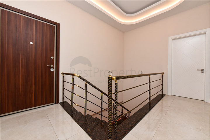 Luxuriöses 4+1 Penthouse im beliebten Stadtteil Mahmutlar Luxuriöses 4+1 Penthouse im beliebten Stadtteil Mahmutlar