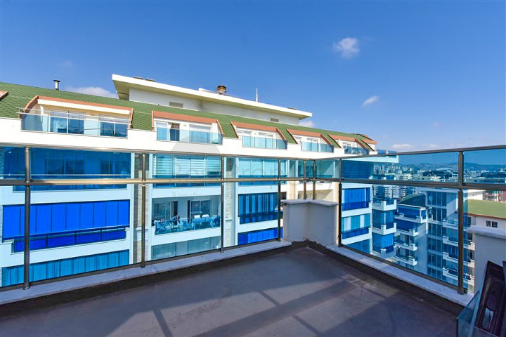 Luxuriöses 4+1 Penthouse im beliebten Stadtteil Mahmutlar Luxuriöses 4+1 Penthouse im beliebten Stadtteil Mahmutlar