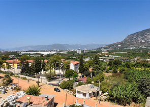 1+1 Wohnung in einem neuen Haus im Stadtteil Mahmutlar