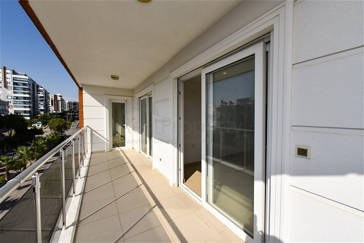 Einzigartiges Angebot unter Staatsbürgerschaft mit Meerblick in Avsallar