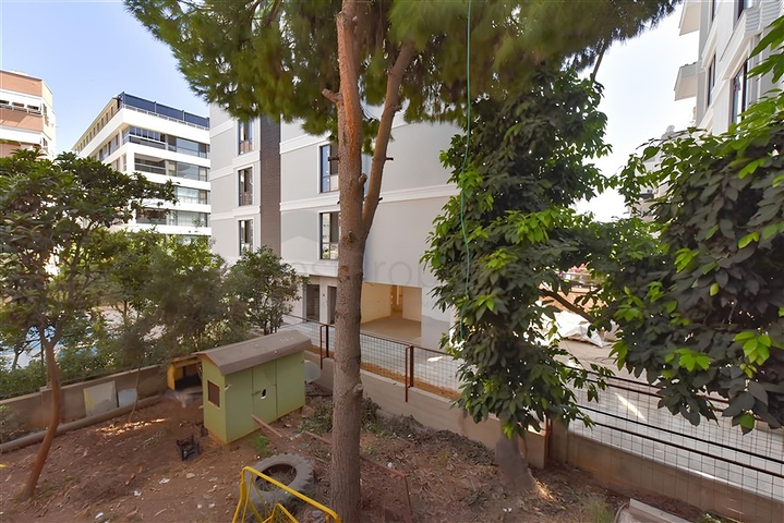 Geräumige 3+1 Wohnung im Zentrum von Alanya