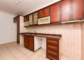 Geräumige 3+1 Wohnung im Zentrum von Alanya