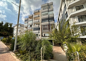 Geräumige 3+1 Wohnung im Zentrum von Alanya