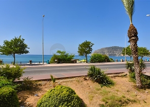 Geräumige 3+1 Wohnung im Zentrum von Alanya