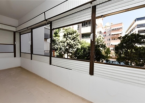 Geräumige 3+1 Wohnung im Zentrum von Alanya