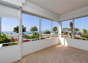 Geräumige 3+1 Wohnung im Zentrum von Alanya