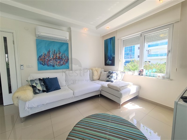 Wohnung mit 2+1 Grundriss im Stadtteil Kestel, nur 50 m vom Meer entfernt