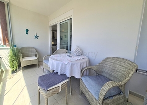 Wohnung mit 2+1 Grundriss im Stadtteil Kestel, nur 50 m vom Meer entfernt