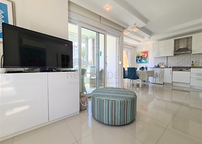 Wohnung mit 2+1 Grundriss im Stadtteil Kestel, nur 50 m vom Meer entfernt