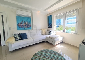 Wohnung mit 2+1 Grundriss im Stadtteil Kestel, nur 50 m vom Meer entfernt