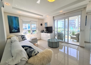 Wohnung mit 2+1 Grundriss im Stadtteil Kestel, nur 50 m vom Meer entfernt