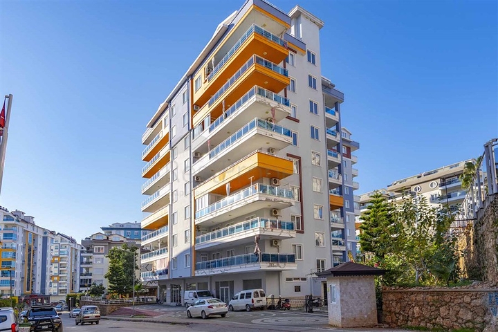 Geräumige Dreizimmerwohnung in Gehweite zum Meer