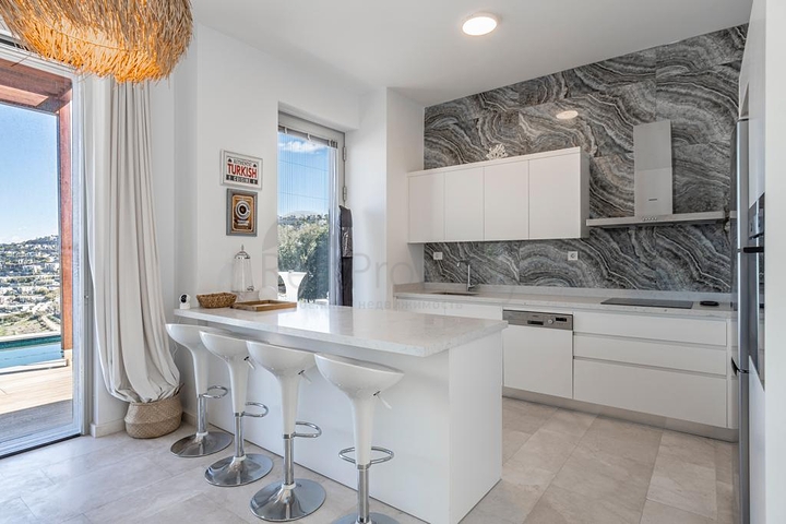 Moderne Villen mit privaten Pools in Yalıkavak 