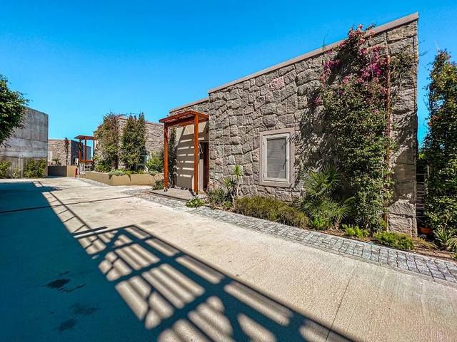 Moderne Villen mit privaten Pools in Yalıkavak 