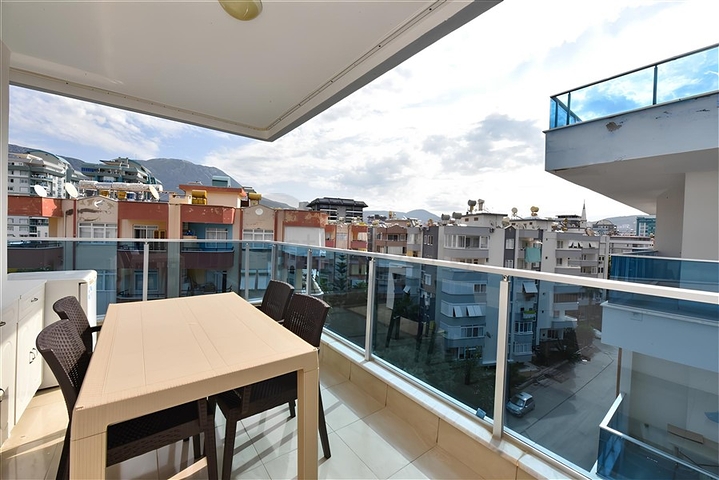 Möblierte 2+1-Wohnung im Stadtteil Mahmutlar