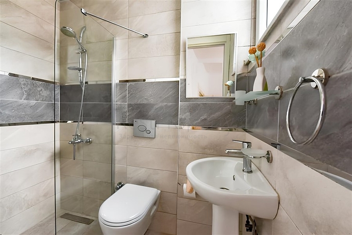 Möblierte 2+1-Wohnung im Stadtteil Mahmutlar