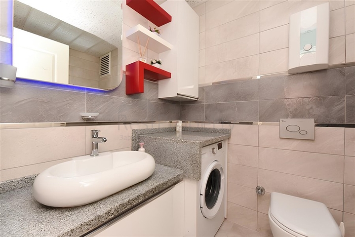 Möblierte 2+1-Wohnung im Stadtteil Mahmutlar