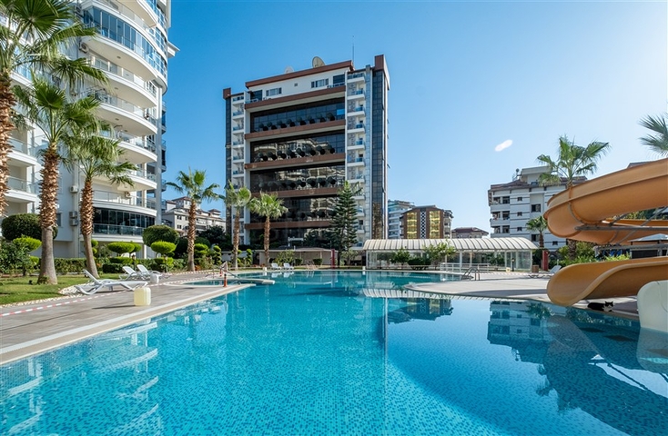 Große 2+1-Wohnung mit einem faszinierenden Blick auf die Stadt 