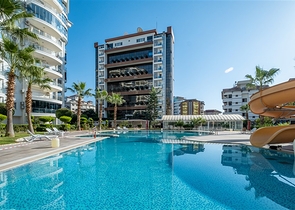 Große 2+1-Wohnung mit einem faszinierenden Blick auf die Stadt 