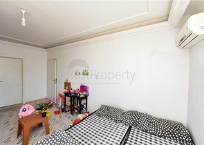 Große 2+1-Wohnung mit einem faszinierenden Blick auf die Stadt 