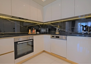 Wohnung 1+1 in einem Luxus-LCD im offenen Bereich für eine Aufenthaltserlaubnis