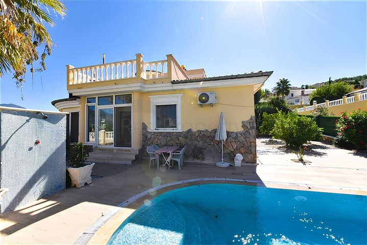 3-Bett-Villa mit eleganter Renovierung