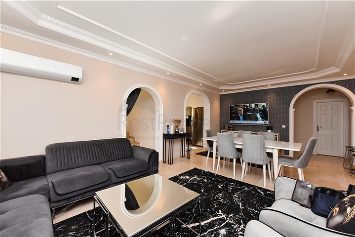 3-Bett-Villa mit eleganter Renovierung