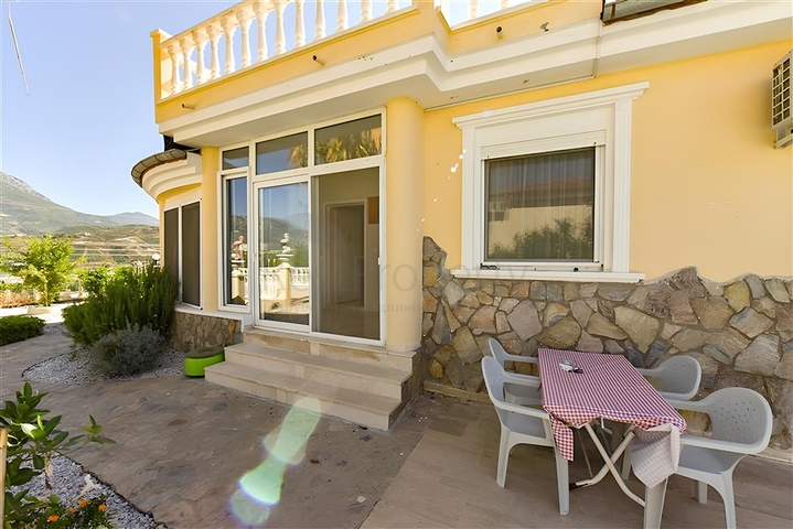 3-Bett-Villa mit eleganter Renovierung